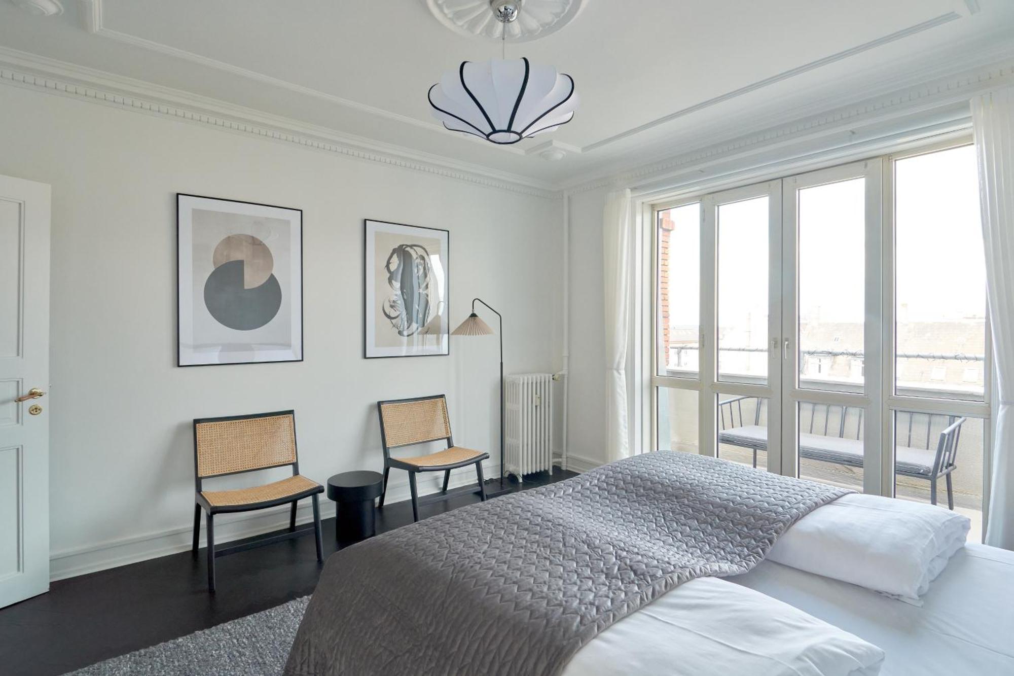 Beautiful 3 Bedroom Apartment Near Shopping & Metro コペンハーゲン エクステリア 写真